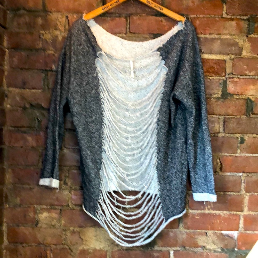 Open-Back Fringe Knit Sweatshirt in Gray